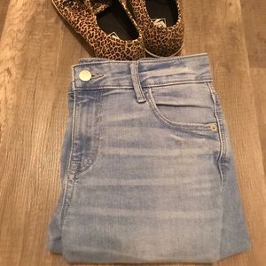 Light wash rockstar jeans